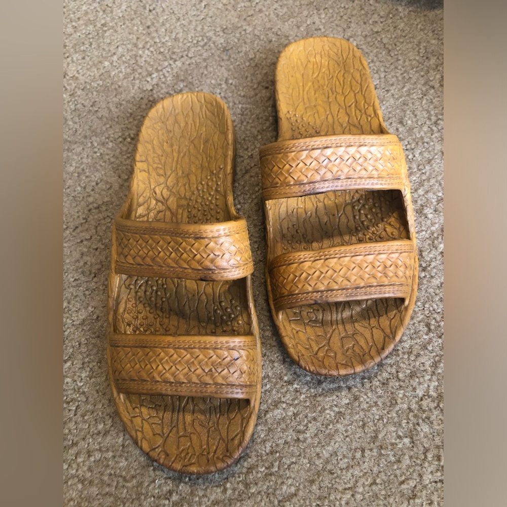 Pali Hawaii Sandals Women 9 Brown Rubber Reptile Textured Slip Ons 2 Strap Jesus